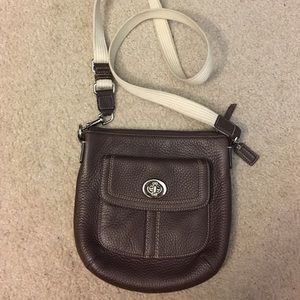 ✨Coach crossbody *LIKE NEW*
